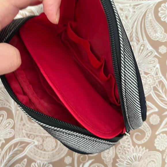 Small Cosmetic Bag Grey and Black Toiletry Bag/Makeup Bag/Travel Zippered - Picture 4 of 5